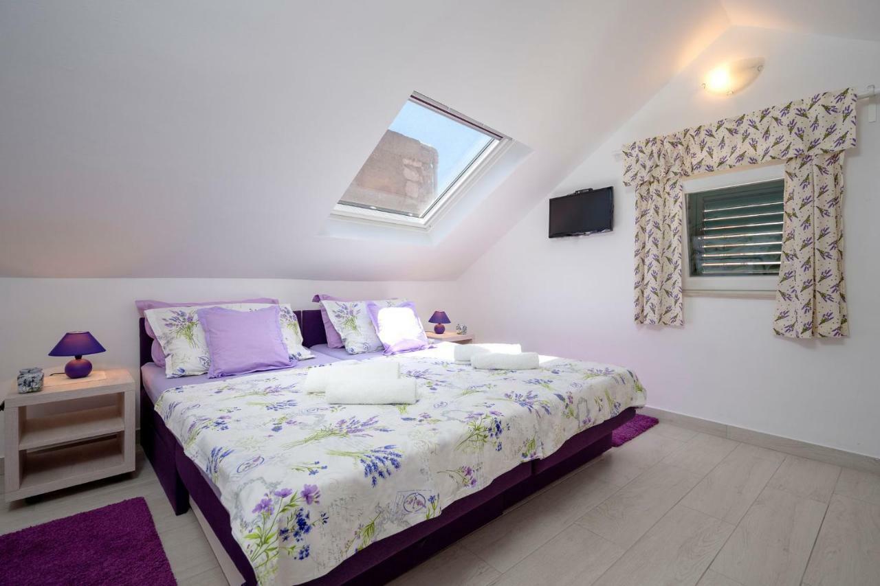 דירות סטארי גראד Apt Bobotovi In Center Of Stari Grad, Hvar מראה חיצוני תמונה